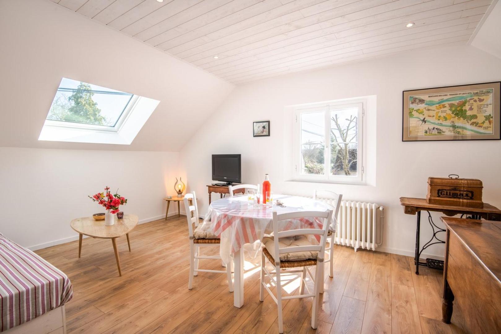 Le Relais De L'Ormeau - Charmant Gite Pour 4 Pers. Lussault-sur-Loire Dış mekan fotoğraf